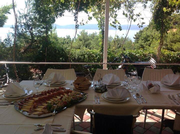Villa Luka Brela Bagian luar foto