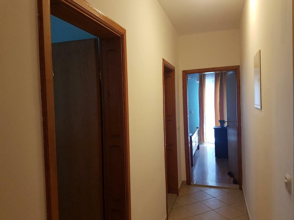 Villa Luka Brela Bagian luar foto